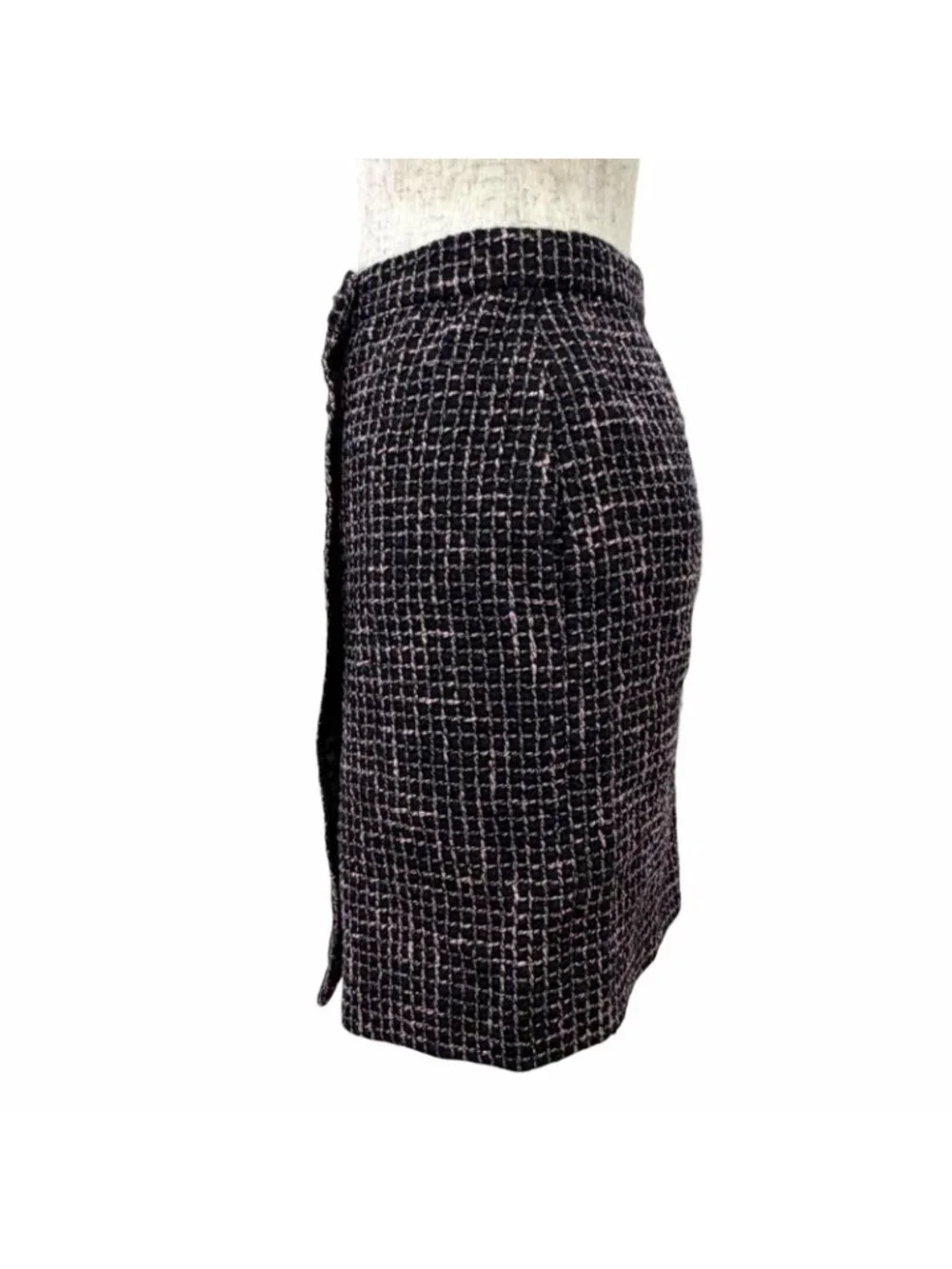 Chanel 22B Wool CC Logo Lion Button Tweed Wrap Skirt Black Pink 36